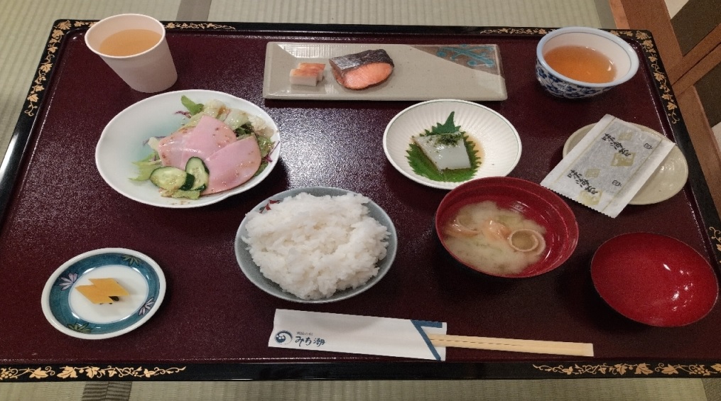 修学旅行2日目朝食２